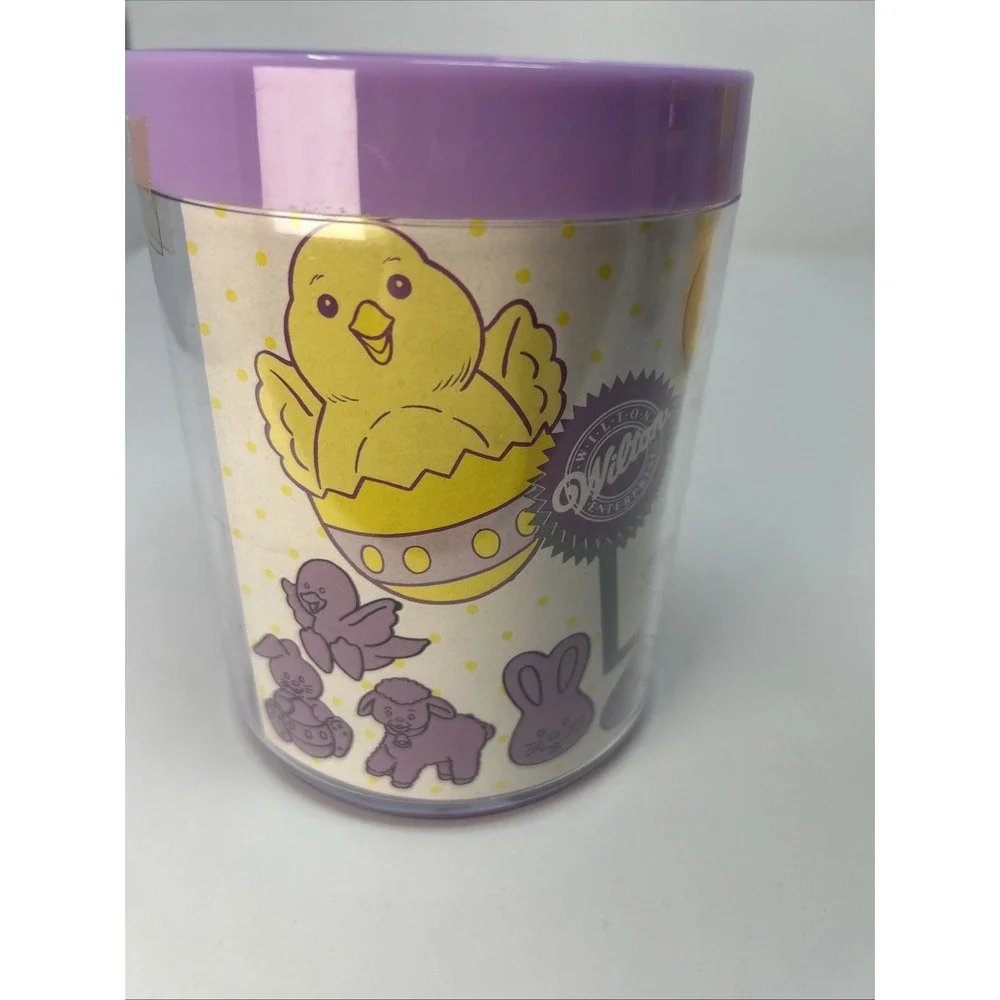 NEW Vintage 1990 Wilton Easter Treats Cookie Cutters Set Of 10 Sealed Canister